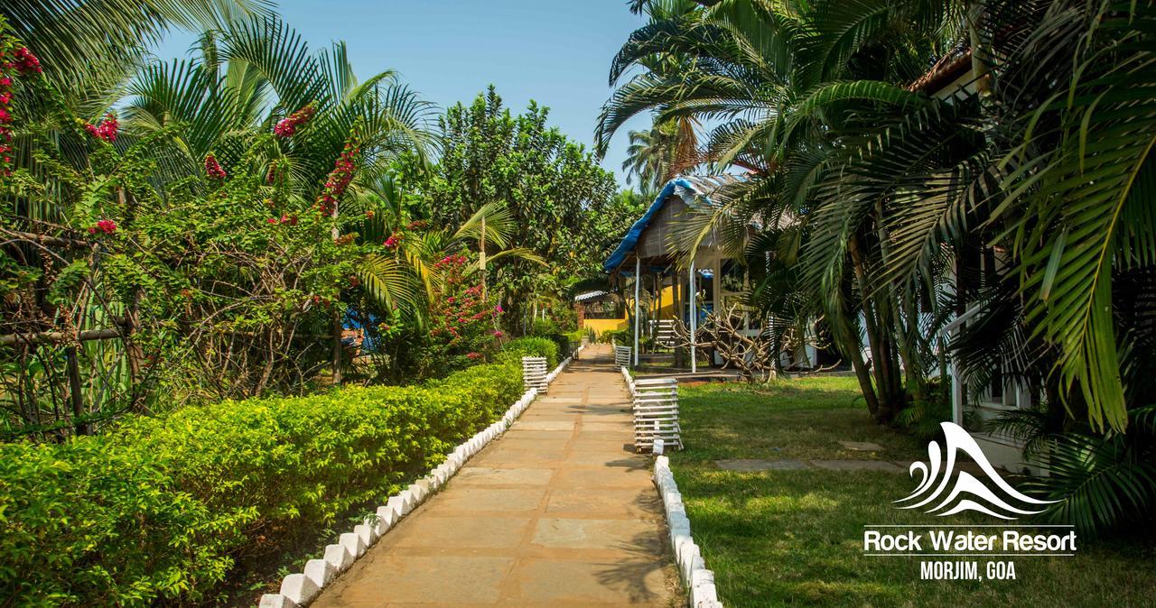 Rock Water Resort Morjim Exteriér fotografie